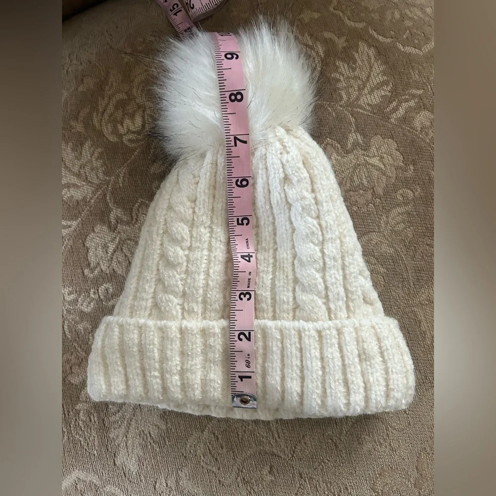 Ivory Cable Knit Chenille Beanie Hat Faux Fur Pom Pom Winter Cozy Soft